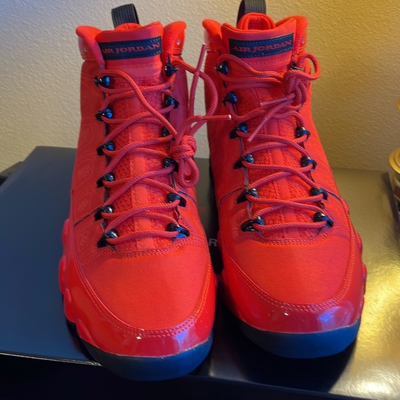 Air Jordan Retro 9 Chile Red size 10.5 - Picture 3 of 7